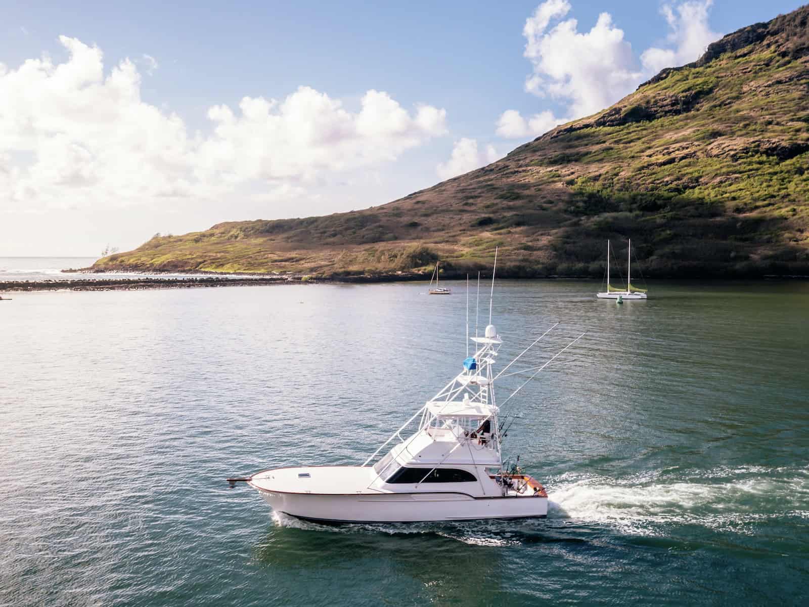 47' Buddy Davis Sportfisher Convertible - Pacific Boats and Yachts