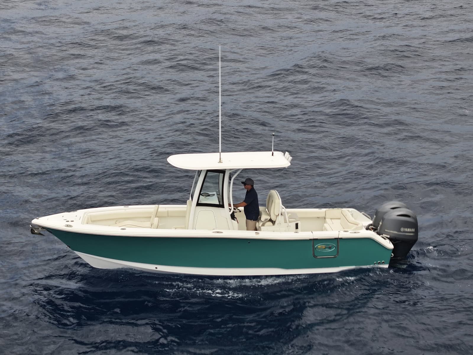 Featured image for “26′ Sea Hunt Ultra 265 SE”