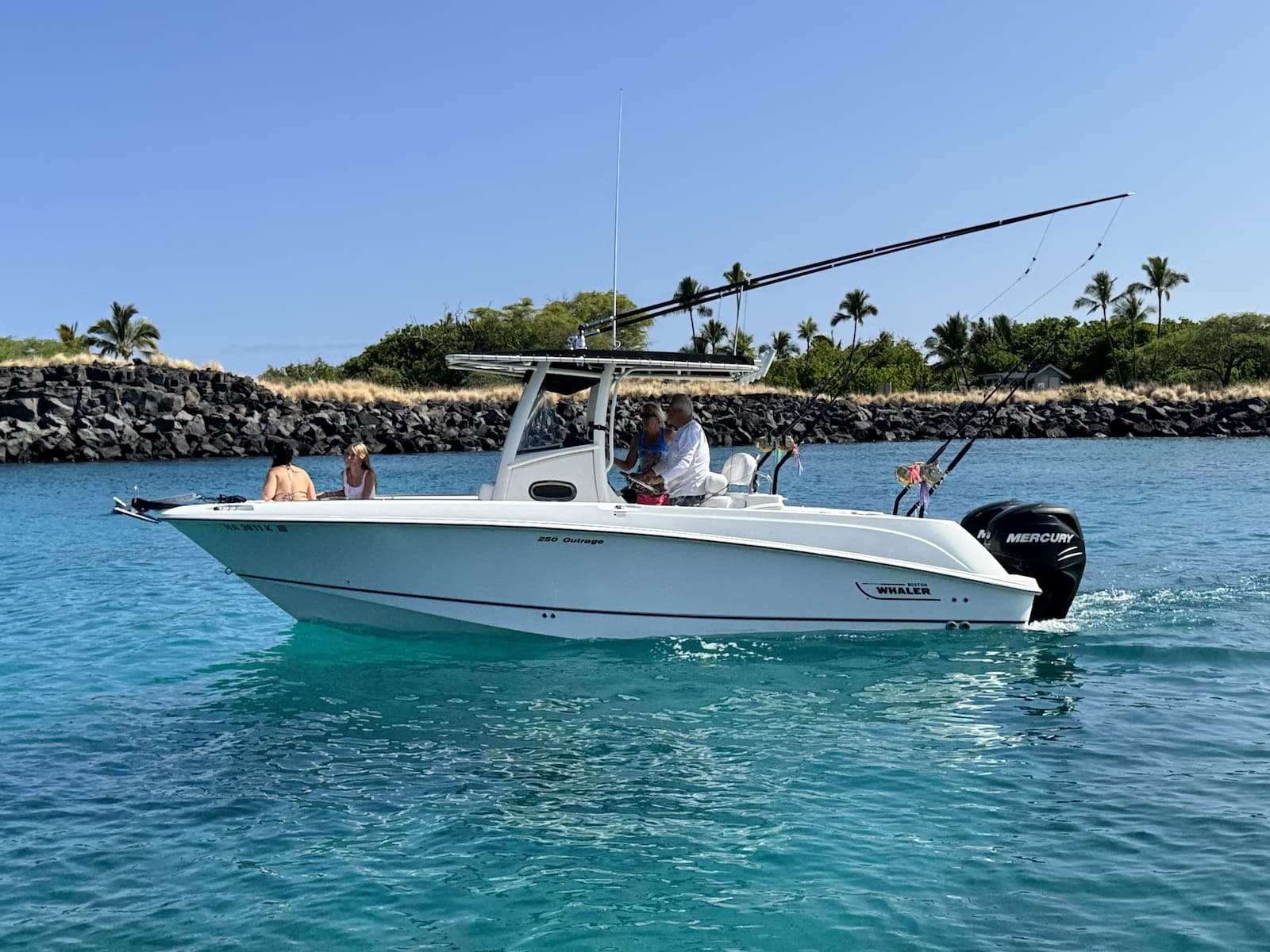Featured image for “25′ Boston Whaler 250 Outrage”